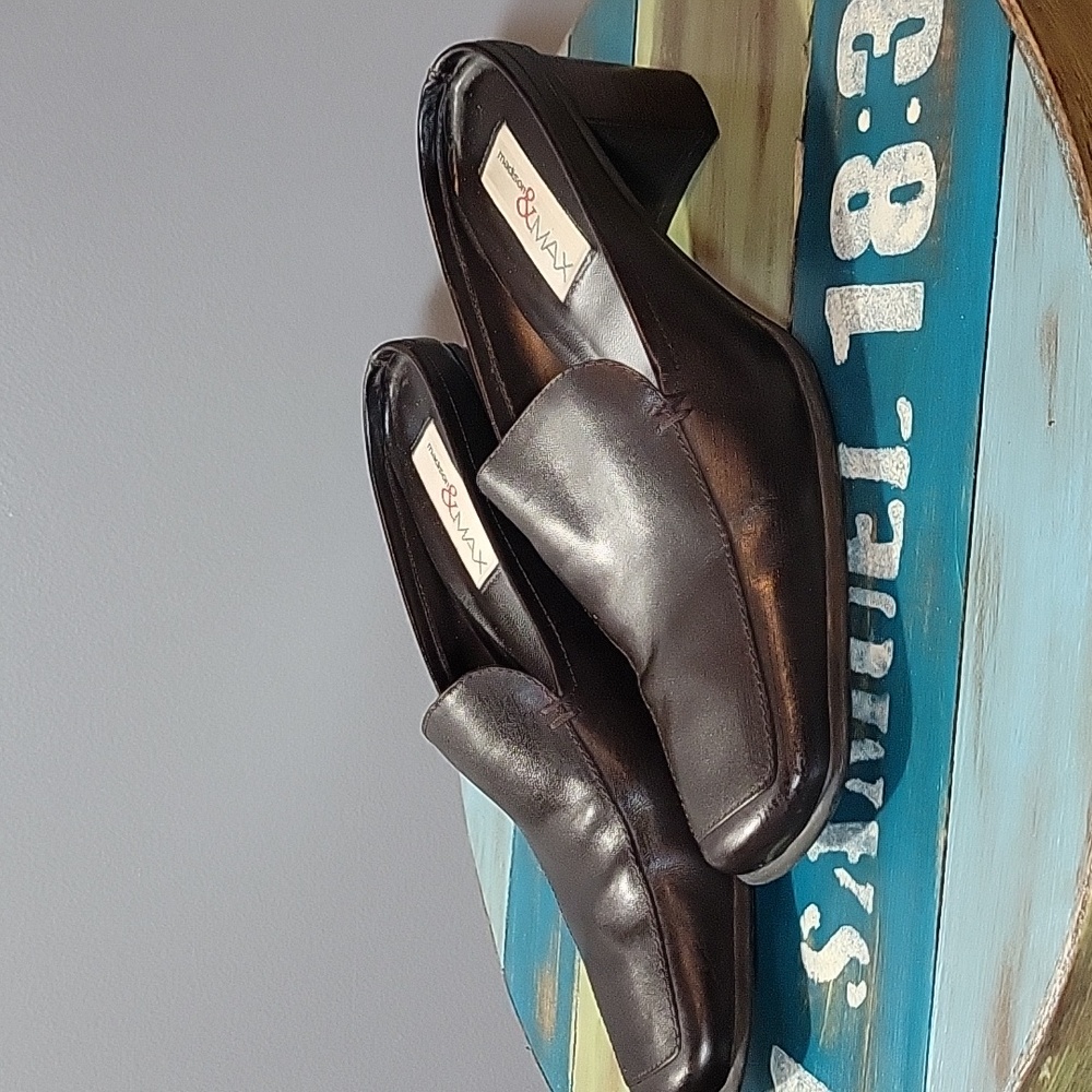 Madison & max shoes EUC